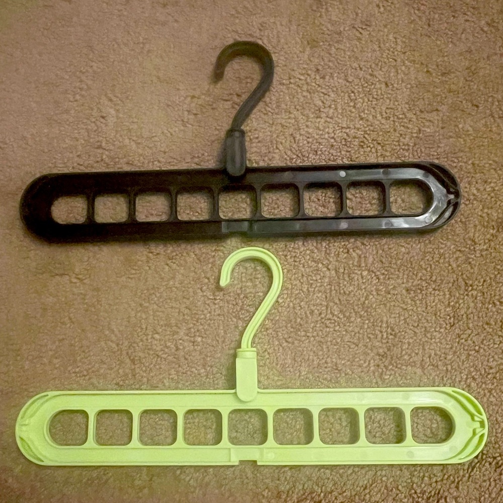 💕💕SOLD💕💕Closet Space-Saver Hanger